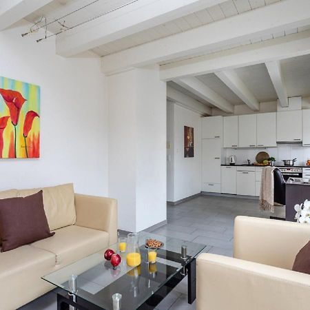 Swiss Star District 11 - Self Check-In Apartman Zürich Kültér fotó