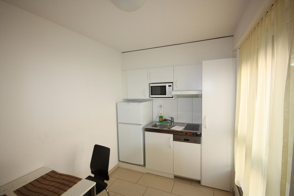 Swiss Star District 11 - Self Check-In Apartman Zürich Kültér fotó